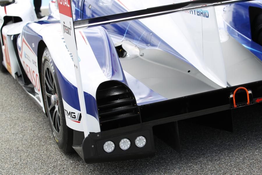  Toyota TS040 Hybrid 2014 года  (фото 14 из 55)